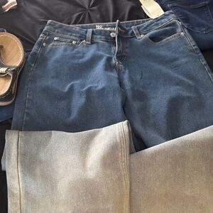 No Boundaries Two-Tone Straight Leg Jeans - Blue & Light Gray